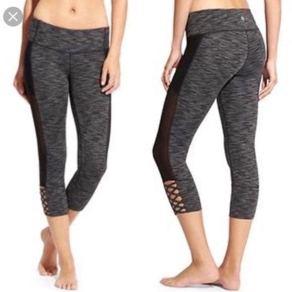 Athleta Pants - Athleta Mind Over Mat Stripped Capri Leggings Gray Black Medium